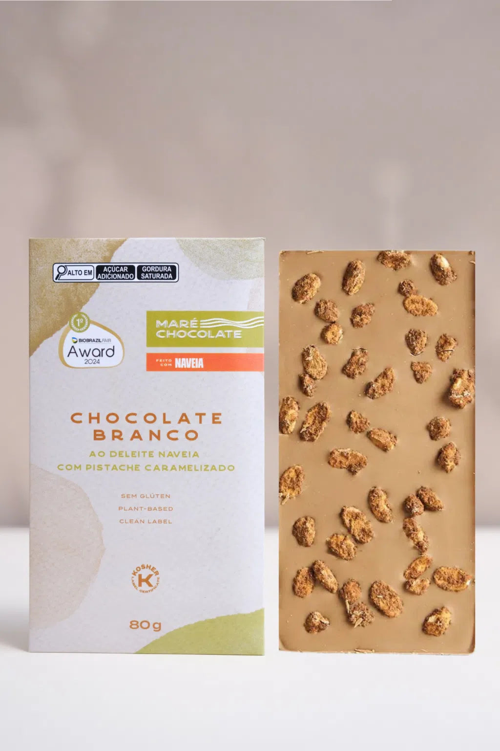 Barras de chocolate Maré ao leite de aveia com pistache caramelizado