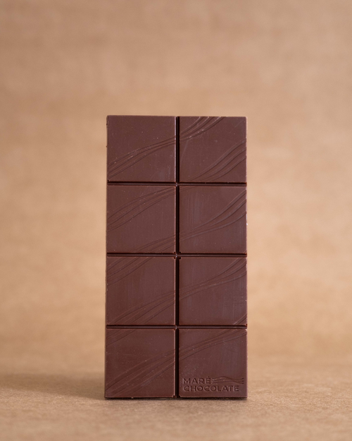 Tablete de chocolate ao leite de aveia Maré aberto